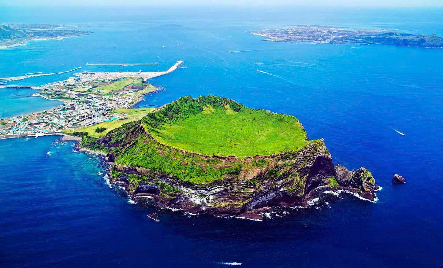 Đảo Jeju Hàn Quốc – Thiên đường du lịch nổi tiếng với núi Hallasan và cảnh sắc thiên nhiên độc đáo