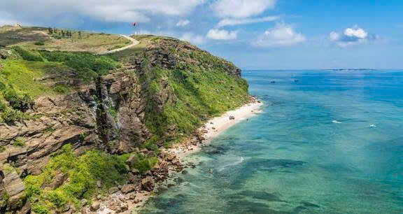 Lý Sơn – Hòn đảo núi lửa giữa biển Đông và câu chuyện về “vương quốc tỏi” của miền Trung